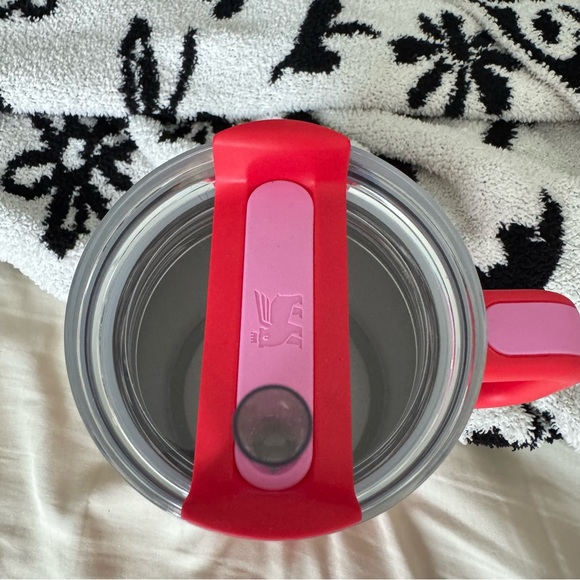 Limited Edition Stanley Valentine’s Day 20oz Tumbler. - Picture 2 of 7